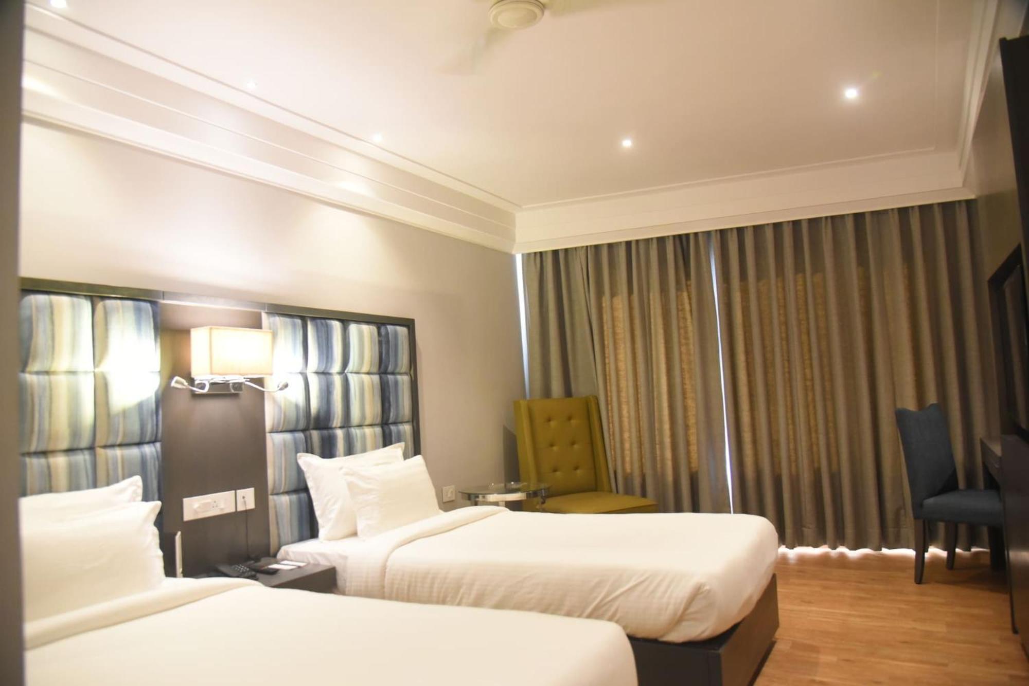 Hotel Accord Premier Raigarh Екстер'єр фото